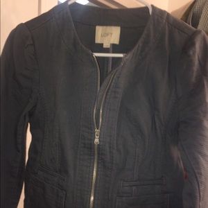 Beautiful blue jean jacket!